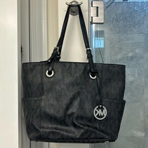 Michael Kors black/silver medium size bag